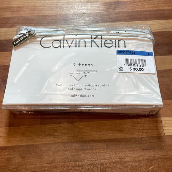 CALVIN KLEIN Carousel Cotton 3-Pack Thong Underwear QD3587 red/blue/black XL - Picture 8 of 8